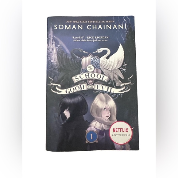 The School for Good and Evil Books 1 to 3, NEW - Picture 3 of 9